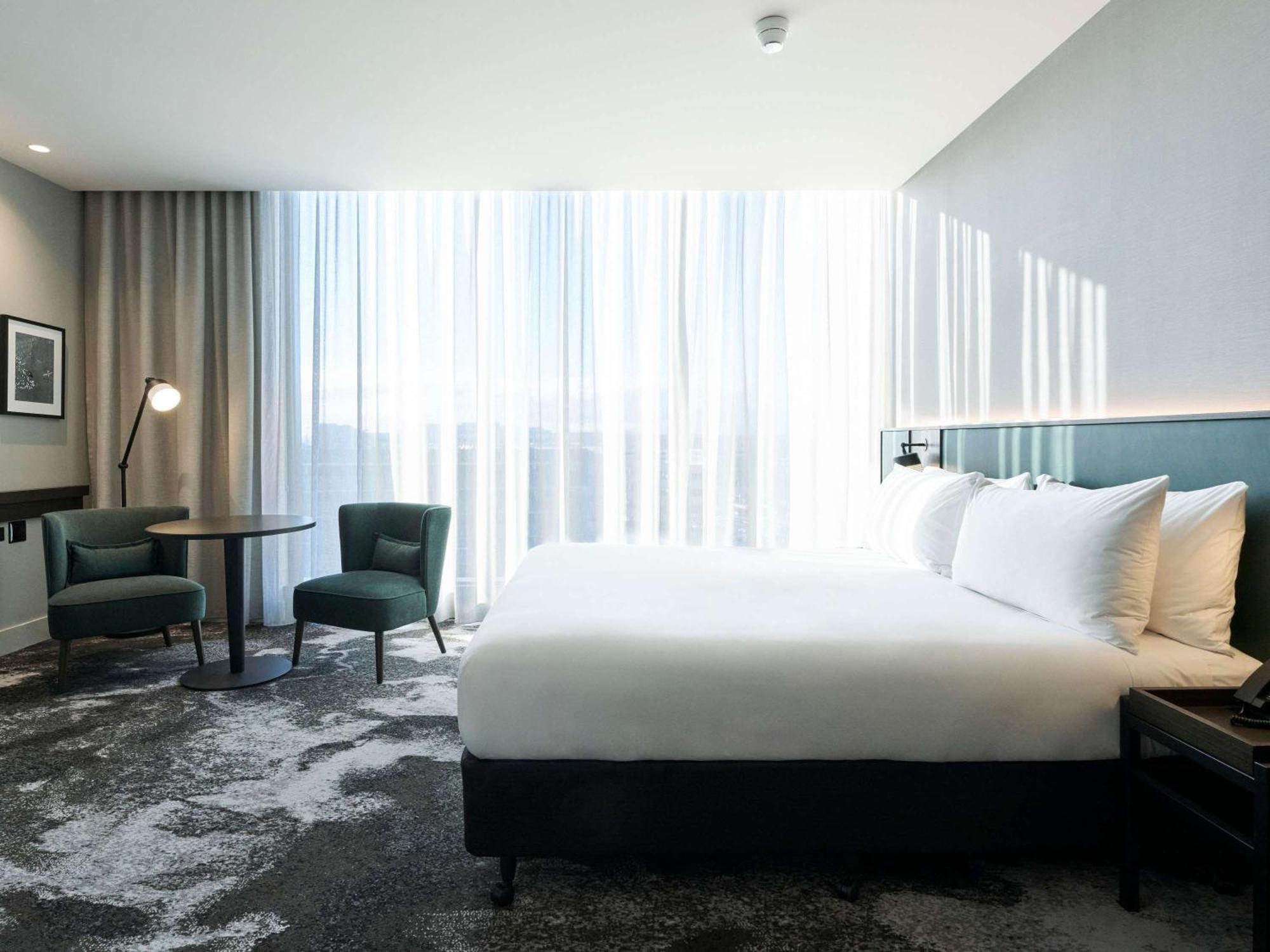 Novotel Melbourne Airport Exterior photo