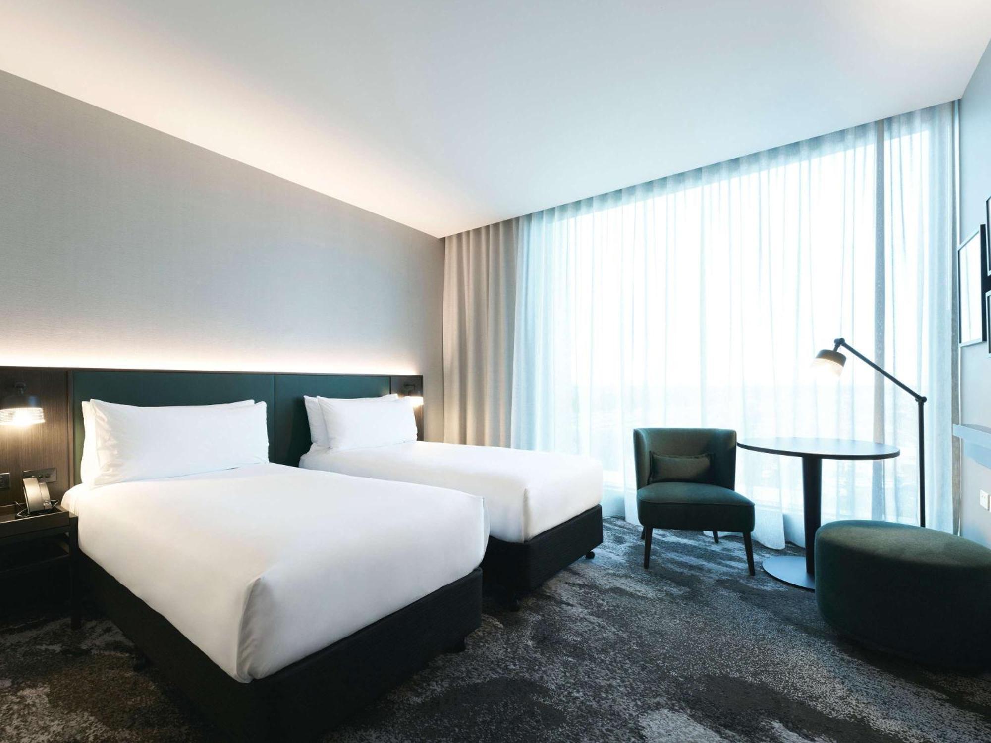 Novotel Melbourne Airport Exterior photo